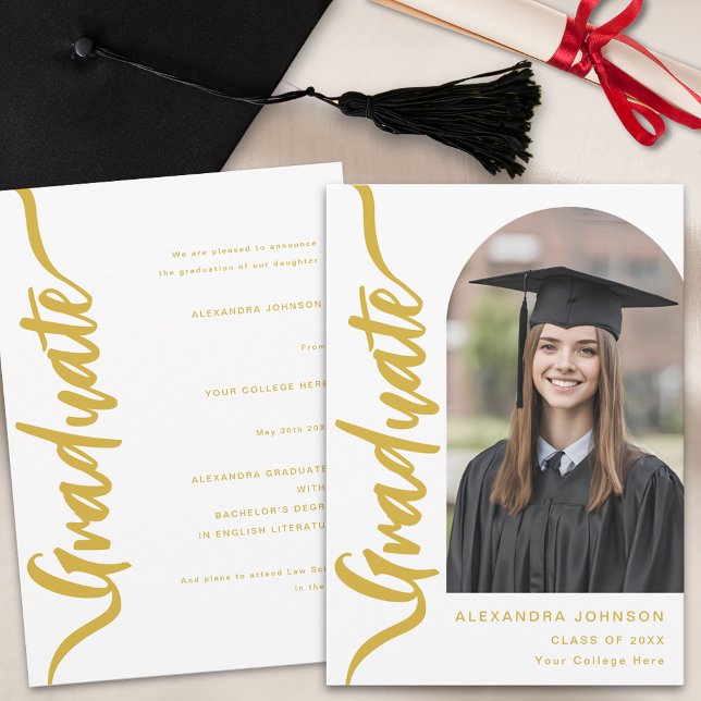 Anúncio Modern Arch Foto Gold Script (Elegant gold script arch photo Graduation announcement card modern stylish custom design)