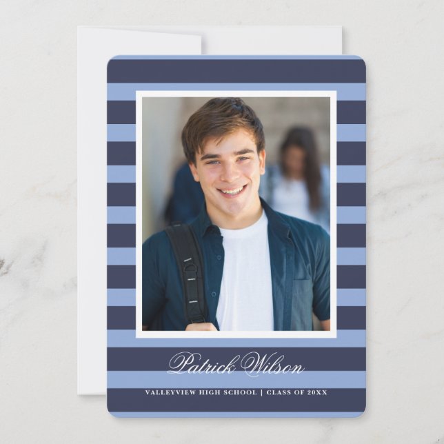 Anúncio Modern Grad graduation announcement card_Navy (Frente)