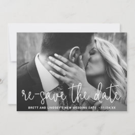 Anúncio Moderno Atraso de Casamento com Foto Simples e Ele