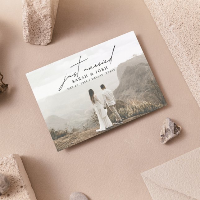 Anúncio Moderno Casados 3 Código QR Fotográfico Casamento (Just Married! Share Our Joy with Our Wedding Announcement. 💍💌 [Customize Here])