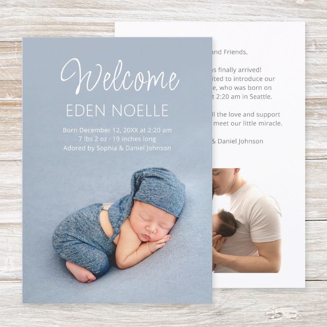 Anúncio Moderno Elegante Branco Script 2 Foto Nascimento d (Modern, elegant, white script 2 photo newborn birth announcement flat card. Simple baby photo card.)
