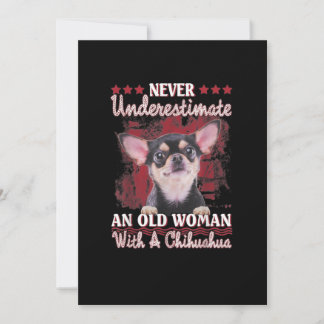 Anúncio Nunca Subestime Uma Mulher Velha Com Um Chihuahua