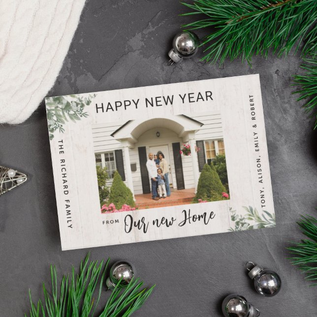 Anúncio Online Mudamos o lançamento do Ano Novo (Criador carregado)