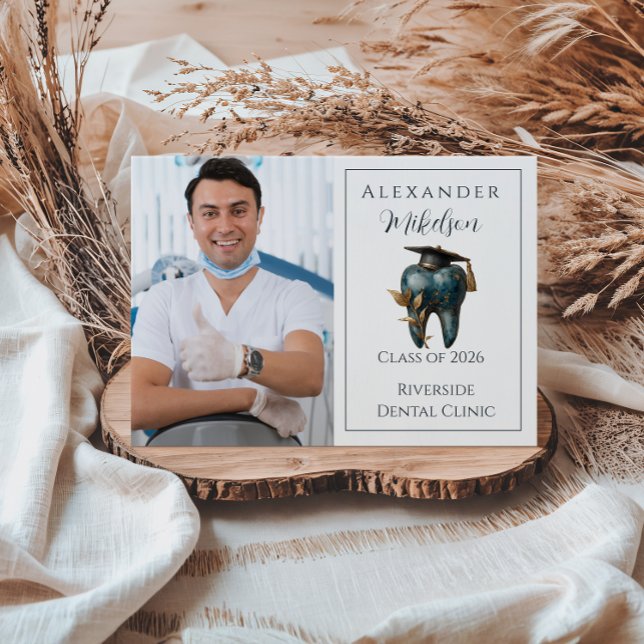 Anúncio Photo Refined Blue Tooth Laurel Graduation (Criador carregado)