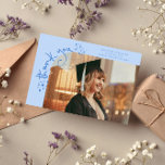 Anúncio Quirky Stars Icy Blue Grad Photo Thank You<br><div class="desc">Quirky and whimsical graduation announcement photo card featuring a photo on the front and 1 on the back. The text says "thank you" in quirky hand writing with stars and confettis. Add the graduate's name,  information,  and message to personalize this card. Icy blue.</div>