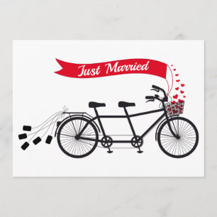 Anúncio Recem casados, bicicleta tandem de casamento