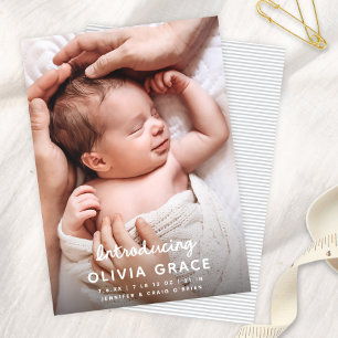 Anúncio Script Moderno Divertido Apresentando Nascimento B