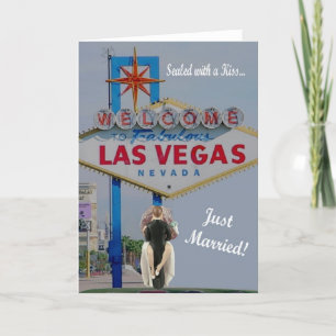 Anúncio Sealed with a Kiss "Just Married" Las Vegas Card