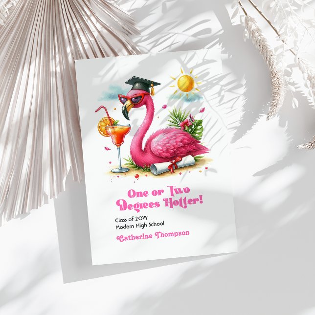 Anúncio Um ou Dois Graus Mais Quente Graduação Flamingo (One or Two Degrees Hotter Flamingo Graduation Announcement)