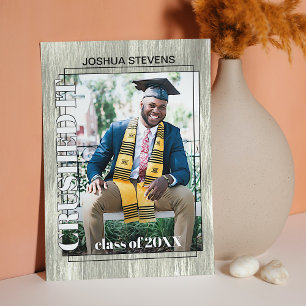 Anúncio Vintage Rustic Woodgrain Graduation