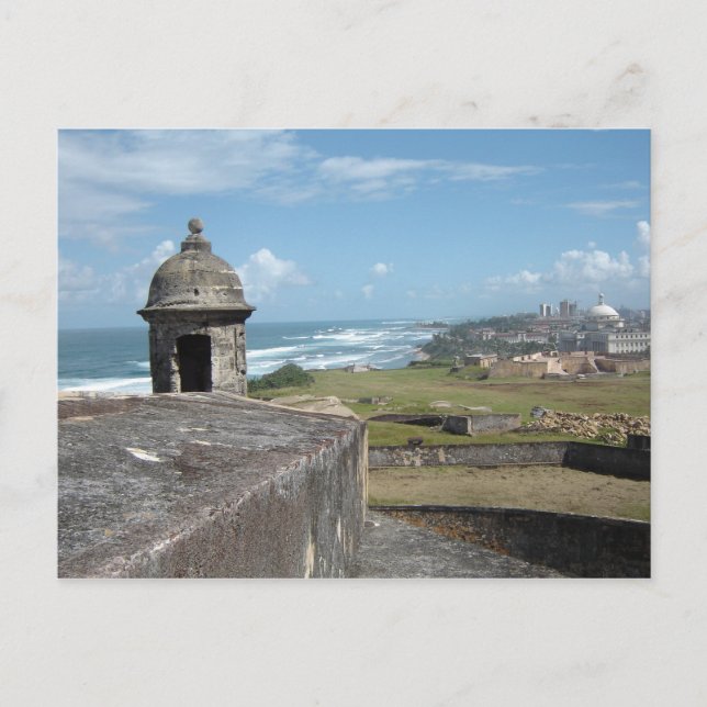 Ao longo do cartão postal da torre de relógio (Frente)