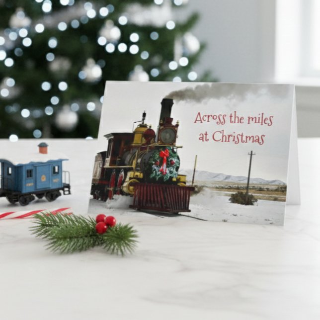 Ao longo do Miles no Cartão de Saudação de Natal (A nostalgic locomotive Christmas card perfect for sending love across the miles.
)