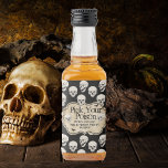 Apotário Personalizado do Vintage Adulto Halloween<br><div class="desc">Elevem suas celebrações de Halloween com nossa "Vintage Adult Halloween Personalizada Etiqueta de Garrafa de Licor". Esta etiqueta foi projetada para adicionar um toque de sofisticação assustadora à sua festa de Halloween, fazer-a perfeita para reuniões de adultos. Apresentando um esqueleto detalhado e um tema do crânio, esta etiqueta inspirada em...</div>