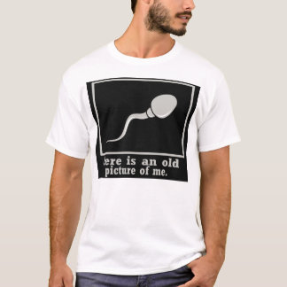 Aqui está uma velha foto minha — T-Shirt