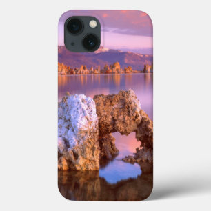 Arco de tufo no Mono Lake