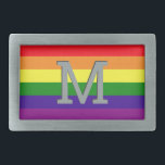 Arco-íris 6 Stripe Orgulho gay Monograma inicial<br><div class="desc">O amor não tem limites. Comemore o mês do Orgulho de junho e mostre seu apoio à comunidade LGBTQ com esta icônica fivela de 6 faixas do orgulho gay do arco-íris com um monograma inicial personalizado. As cores vermelha, laranja, amarela, verde, azul e violeta são um símbolo reconhecido de dignidade,...</div>