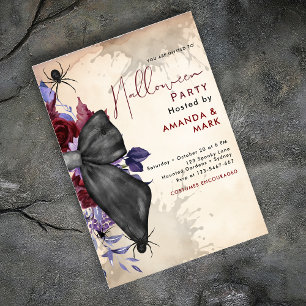 Arco negro floral e convite para aranhas