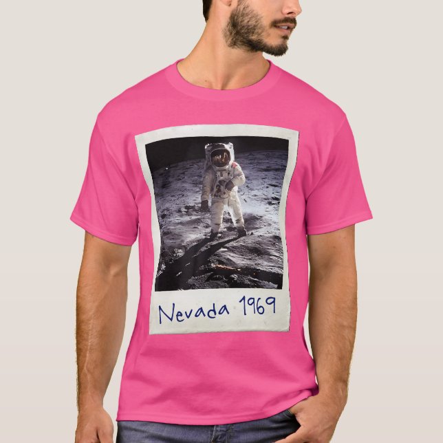 Área de Camisa da Teoria da Conspiração de Lua Fal (Frente)