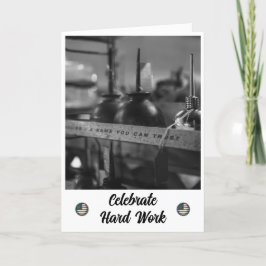 Artesanato e Confiança - Um Cartão de Dia do Traba