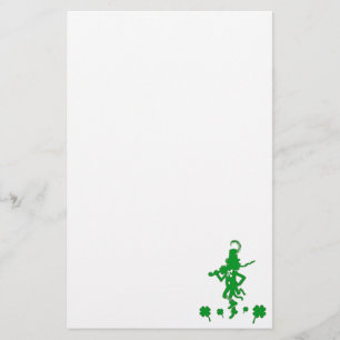 Artigos de papelaria do trevo do Leprechaun do dia