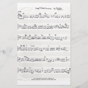 Artigos de papelaria escritos à mão da partitura