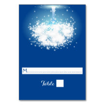 Árvore, luz cintilante, cartão azul de casamento