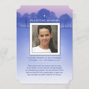 Árvore memorável do inverno do cartão - cruz -