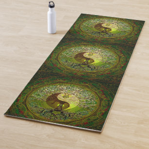 Árvore verde de Yin Yang da esteira da ioga de