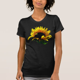 As camisas escuras das mulheres do nascer do sol