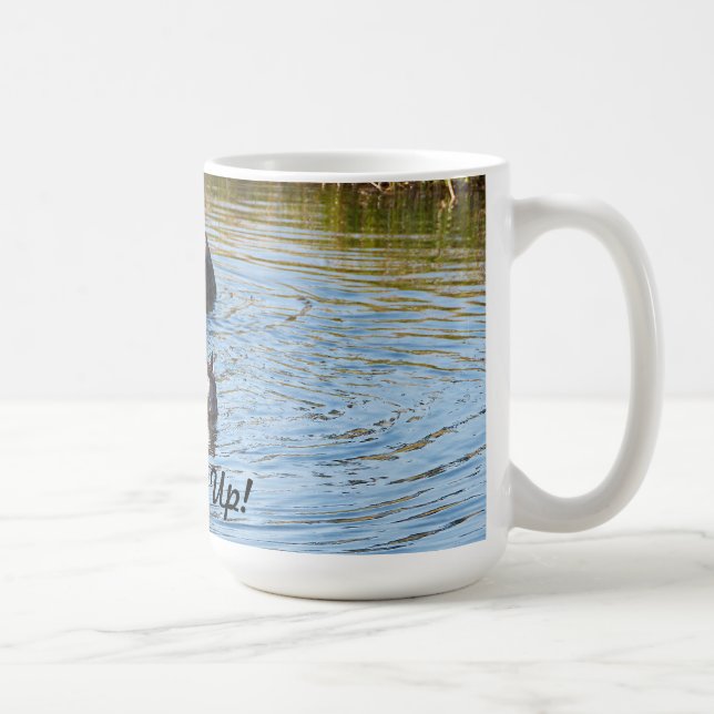 As partes inferiores levantam a caneca (Direita)