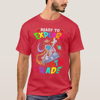 Astronauta de volta à camisa da escola pronta para