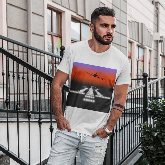 Aterrissagem Noturna De Avião Em T-Shirt (Criador carregado)