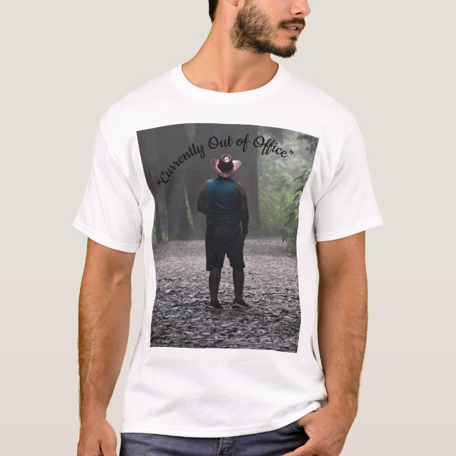 Atualmente Fora do Escritório Camiseta Minimalista (Frente)