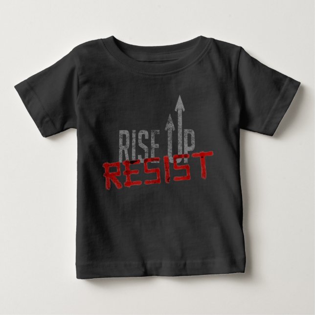 Aumente acima, resista o t-shirt escuro do jérsei (Frente)