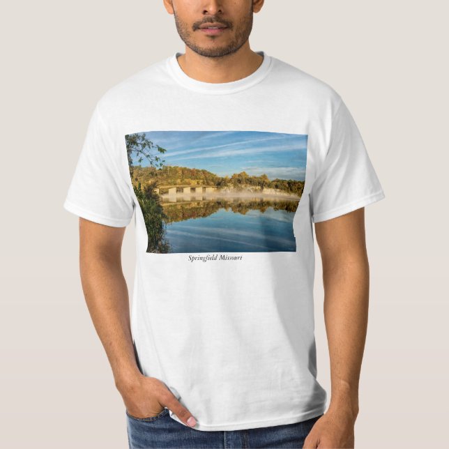 Autumn Glow Lake Springfield T-Shirt (Frente)