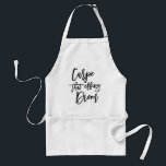 Avental Carpe Que Effing Diem Mão Escrita<br><div class="desc">Aproveite o dia. Nossa divertida,  moderna e fresca visão sobre a clássica expressão latina apresenta "carpe that effing diem" na tipografia escrita à mão a preto.</div>