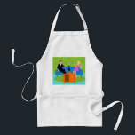 Avental Casal retroativo com Cat Apron<br><div class="desc">Este Casal Retroativo com o Cat Apron apresenta um casal de desenho animado tentando se aconchegar enquanto assiste televisão em um sofá azul moderno e meio século. O gato, no entanto, tem outras ideias. De um lado do sofá, há um homem bonito em um terno preto com gravata vermelha. Do...</div>