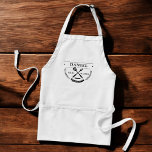 Avental Dia de os pais Modern Grillmaster<br><div class="desc">Elevem o seu jogo de grilagem com o Apron dos Homens Personalizados Modernos! Com um design moderno e elegante, este avental é personalizado com seu nome e foto para um toque pessoal. Feito com tecido durável e de alta qualidade, é na moda e prático, oferecendo cobertura de cheio para proteger...</div>