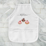 Avental Infantil Festa De Cupcake De Nome Personalizado Fazendo Div<br><div class="desc">Personalize com o seu nome personalizado e este avental super divertido e doce de criança é seu para uma festa de aniversário divertida ou como um presente para uma criança.</div>