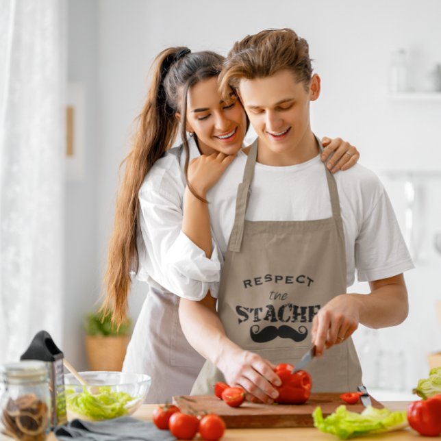 Avental Longo Respeite O Retrovisor Do bigode (Criador carregado)