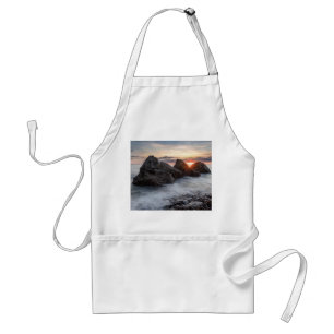 Avental O nascer do Sol em Trow Rocks, South Shields Apron