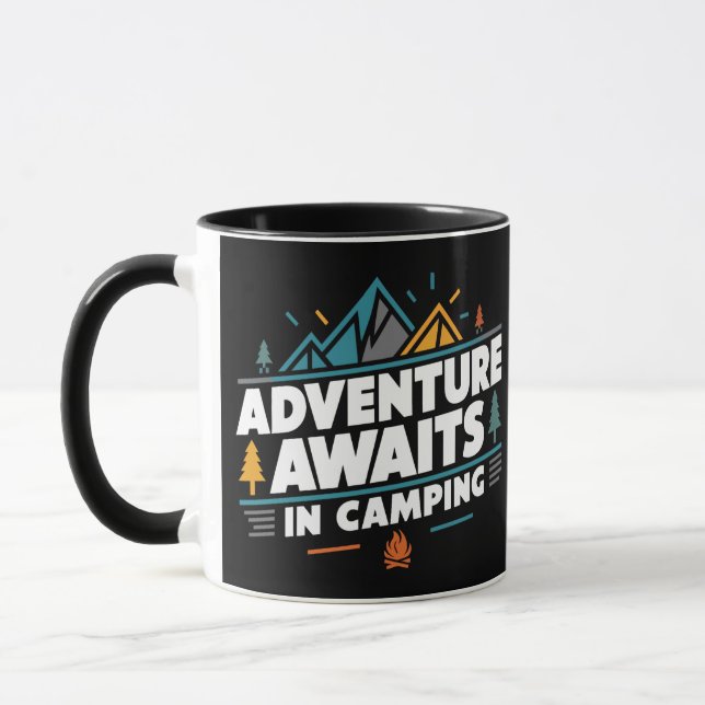 Aventura espera no acampamento, caneca preta (Esquerda)