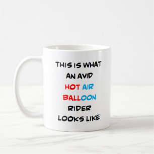 ávido caneca de café com balões de ar quente