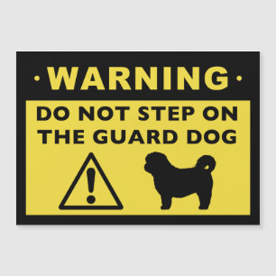 Aviso cómico do cão de guarda de Shih Tzu