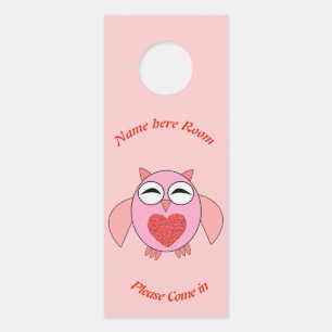 Aviso De Porta Coruja de Coração de Amor Rosa Personalizada