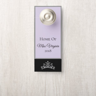 Aviso De Porta Estilo americano Pageant PRPLE SLV Crown Door Hang