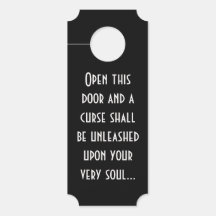 Não se atreva a abrir esta porta