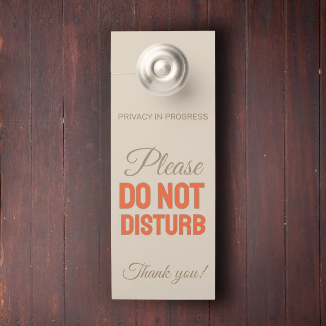 Aviso De Porta Texto Personalizado de Privacidade Moderna em Anda (Modern custom text privacy in progress golden orange text door hanger)