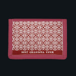 Avó Geométrico Floco de Neve Padrão Vermelho E Bra<br><div class="desc">Esta carteira de natal de vovó bonita apresenta um padrão geométrico de flocos de neve em vermelho e branco. Para editar o texto,  clique no botão personalizar.</div>