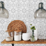 Azulejo Cinza Moderna do Mediterrâneo Branco<br><div class="desc">Este azulejo cerâmico é perfeito para um novo e moderno design de interiores ou para um backsplash. O azulejo apresenta um padrão mediterrânico português em cinzas na moda e cor branca, perfeito para qualquer espaço. Use-o como uma peça de sotaque na sua cozinha, banheiro ou sala de estar. Disponível em...</div>